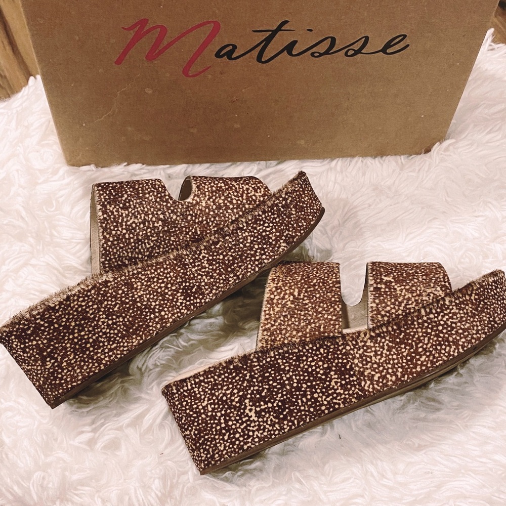 New! Matisse Struttin Natural Spot Wedge Sandal - Picture 6 of 9